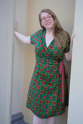 1 Cotton dress - 2 prints - reversible wrap dress- retro dots