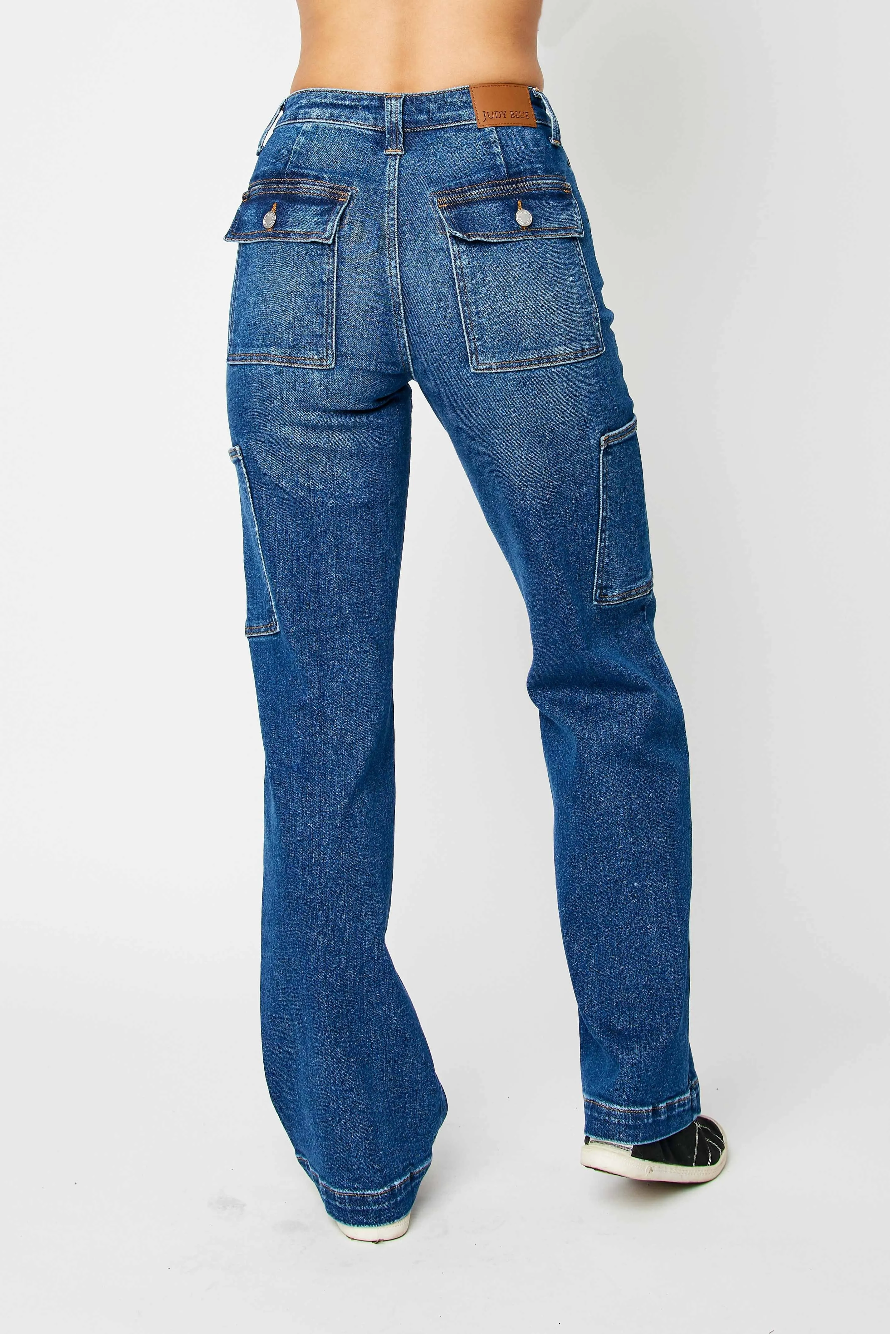Judy Blue Cargo Jeans in Dark Wash Denim - Non Distressed Denim