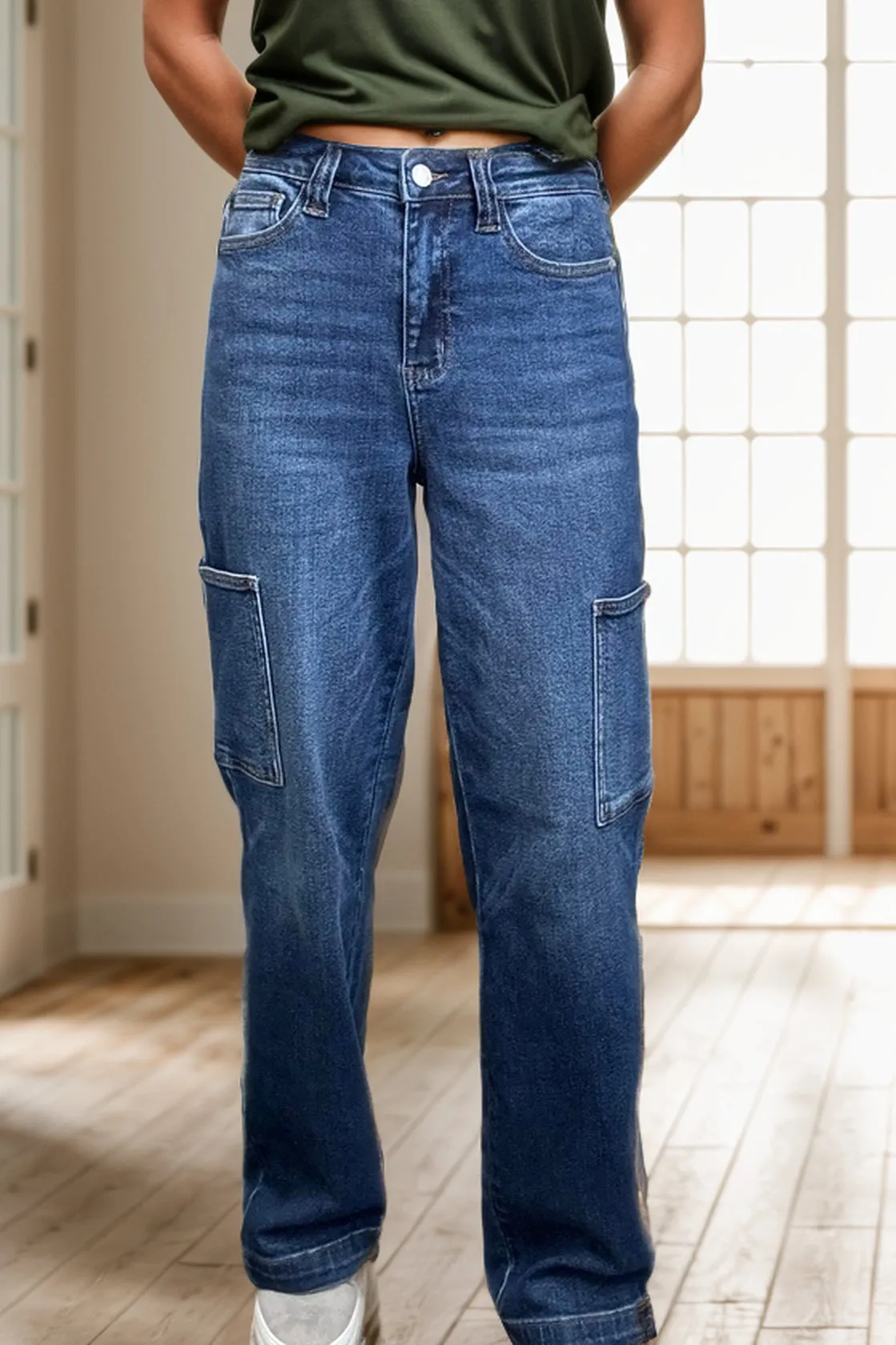 Judy Blue Cargo Jeans in Dark Wash Denim - Non Distressed Denim