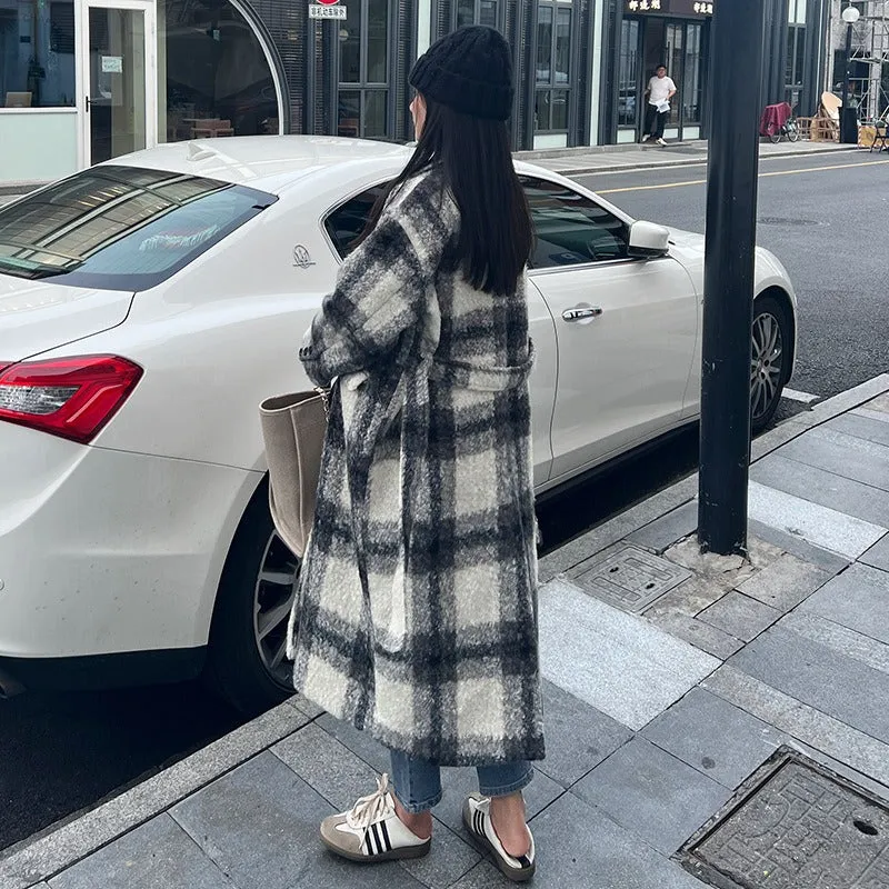 Retro plaid woolen coat women's autumn and winter Korean version loose and thick mid to long over the knee woolen coat